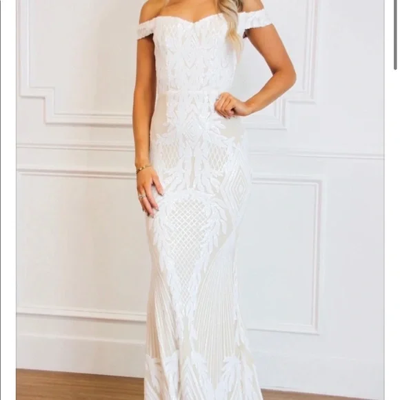 open lace back dress V-Neck Lace-Up Mermaid Tulle Maxi Formal Prom Dress with Sequin Lace